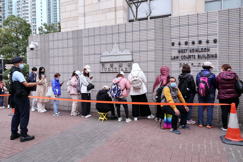People line up outside the West Kowloon Court on the second day of the hearing of the case involving the Legco primary. Photo: Yik Yeung-man