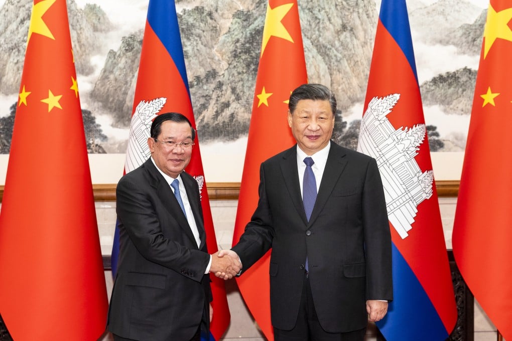Xi Jinpng made the comments during a meeting with Hun Sen in Beijing. Photo: Xinhua