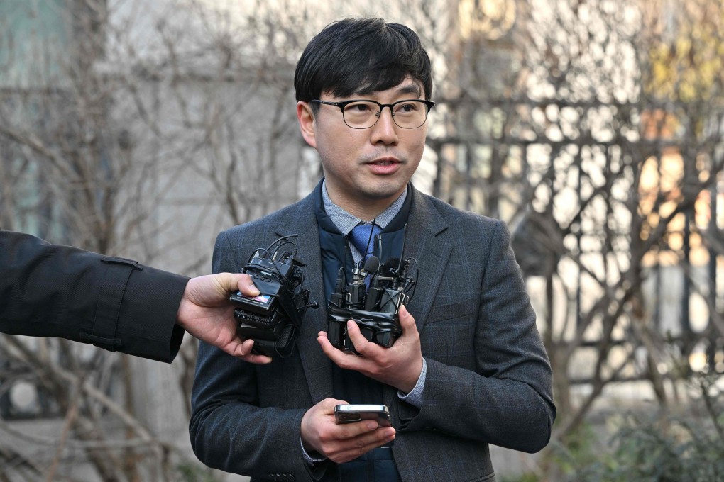 South Korean lawyer Lee Jong-chan, who represents the three Russian asylum seekers, speaks to the media in Incheon on Tuesday. Photo: AFP