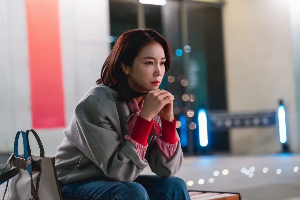 Kim Ok-vin as man-hating lawyer Yeo Im-ran in a still from Korean drama series Love to Hate You on Netflix. Yoo Teo co-stars.