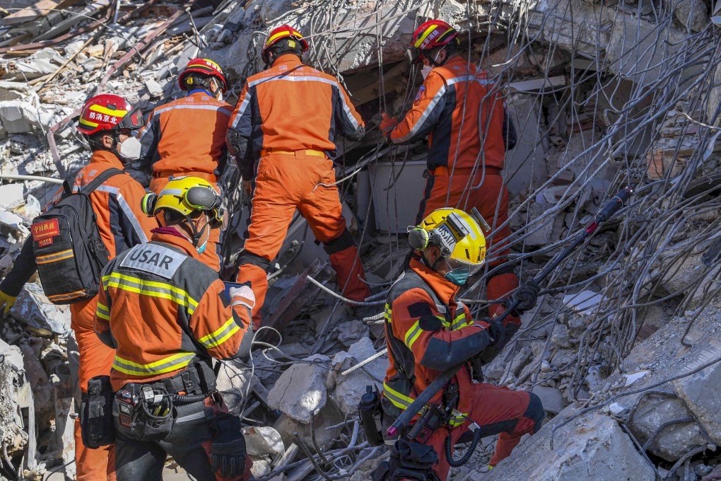 Rescuers from mainland China and Hong Kong search for survivors in Antakya in the southern province of Hatay, Turkey. Photo: Xinhua