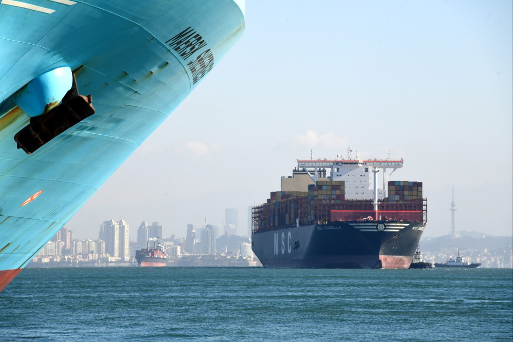 A container ship sails to Qianwan Container Terminal of Qingdao Port in east China’s Shandong Province on January 27, 2023. Photo: Xinhua