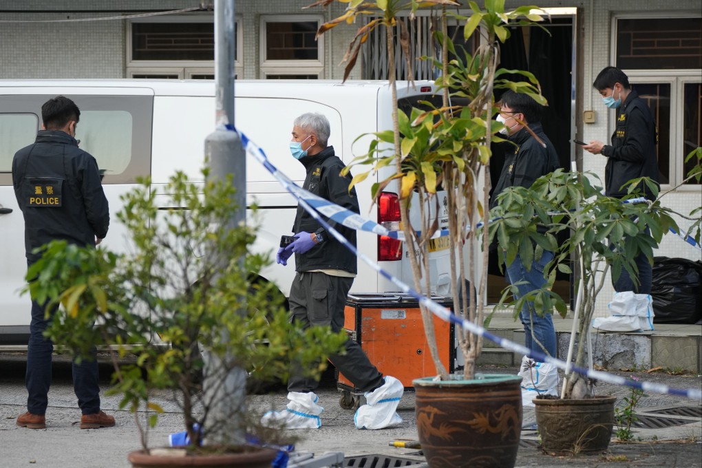 Police officers at the crime scene in Lung Mei Tsuen. Photo: Elson Li
