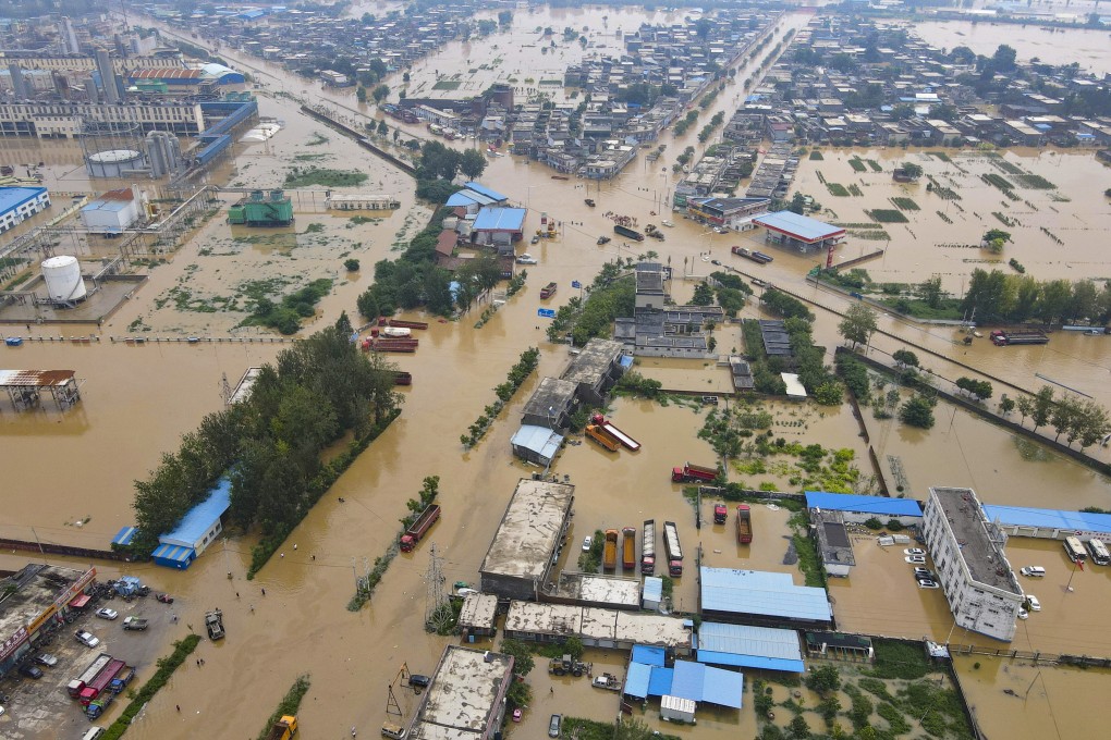 China will have longer heatwaves, more floods and warmer seas this century, climate scientists warn. Photo: Simon Song
