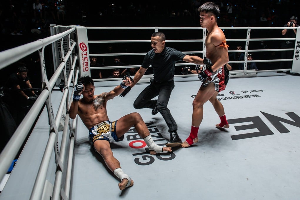 Rambolek Chor Ajalaboon defeats Theeradet Chor Hapayak via knockout. Photos: ONE Championship