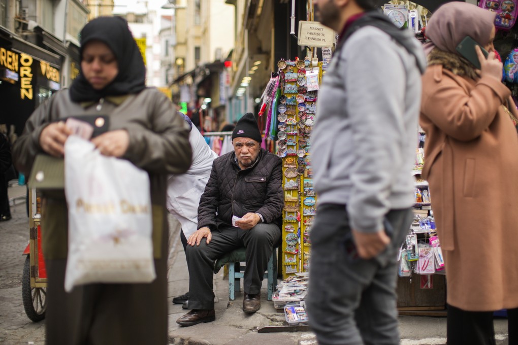 A street market at Eminonu commercial area in Istanbul, Turkey. Saudi Arabia said it deposited US$5 billion into the Turkish central bank, with no details on how the cash would be used or if the kingdom could call for the sum to be returned. Photo: AP
