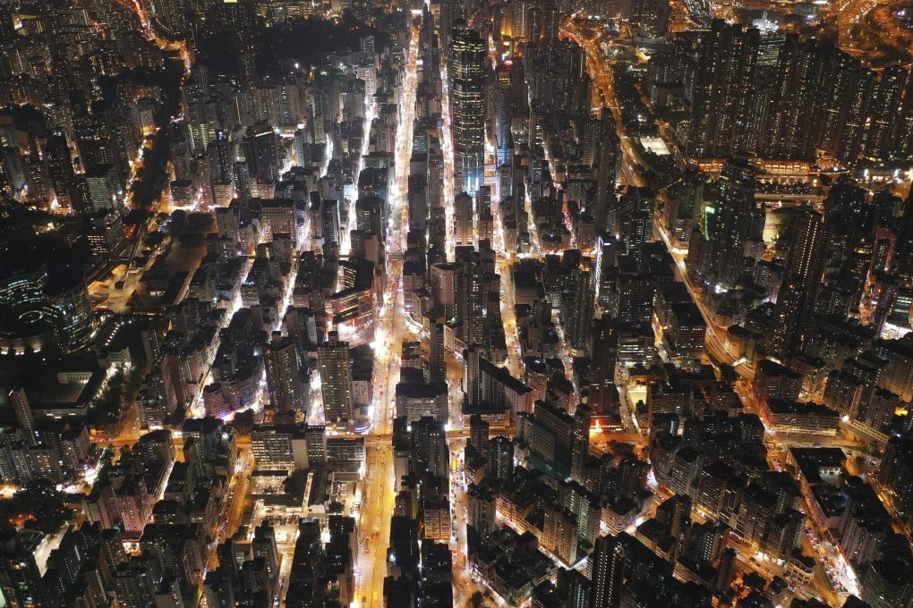 A view of Kowloon at night in 2020. Hong Kong’s budget this year proposes to study the feasibility of setting up an AI supercomputing centre to promote scientific research. Photo: Sam Tsang