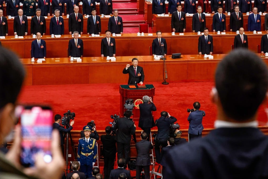 Chinese President Xi Jinping takes his oath. Photo: EPA-EFE