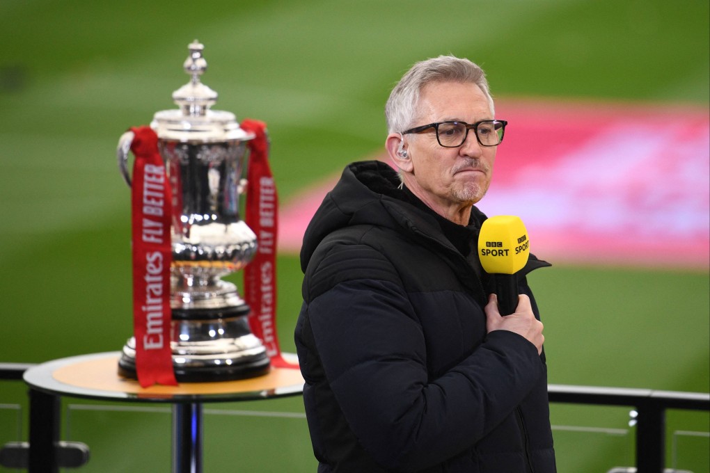BBC TV presenter Gary Lineker prepares to broadcast ahead of the English FA Cup quarter-final between Leicester City and Manchester United. Photo: AFP