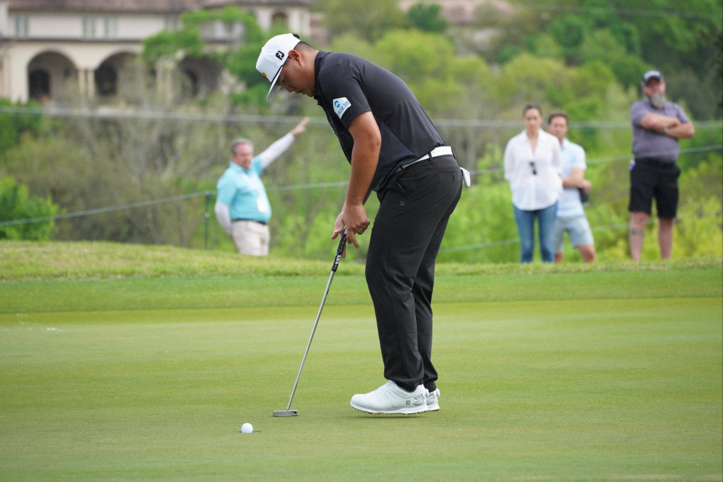 Sungjae Im holes a putt during the first round of the World Golf Championships-Dell Technologies Match Play. Photo: USA Today Sports