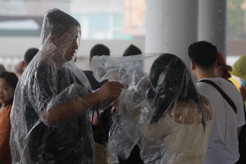A stormy day in Tsim Sha Tsui on 25 March 2023. Photo: Xiaomei Chen