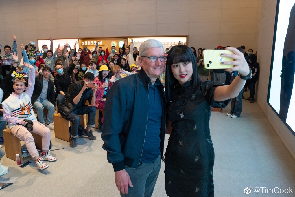 Apple CEO Tim Cook has been in China on a charm offsensive. Photo: Weibo
