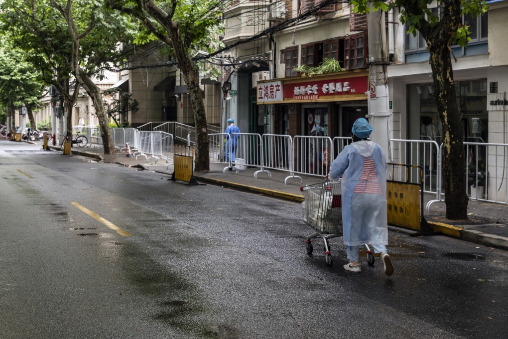Shanghai lost 257,000 migrant workers in 2022 as the megacity endured two months of lockdowns to stop the spread of the coronavirus. Photo: Bloomberg