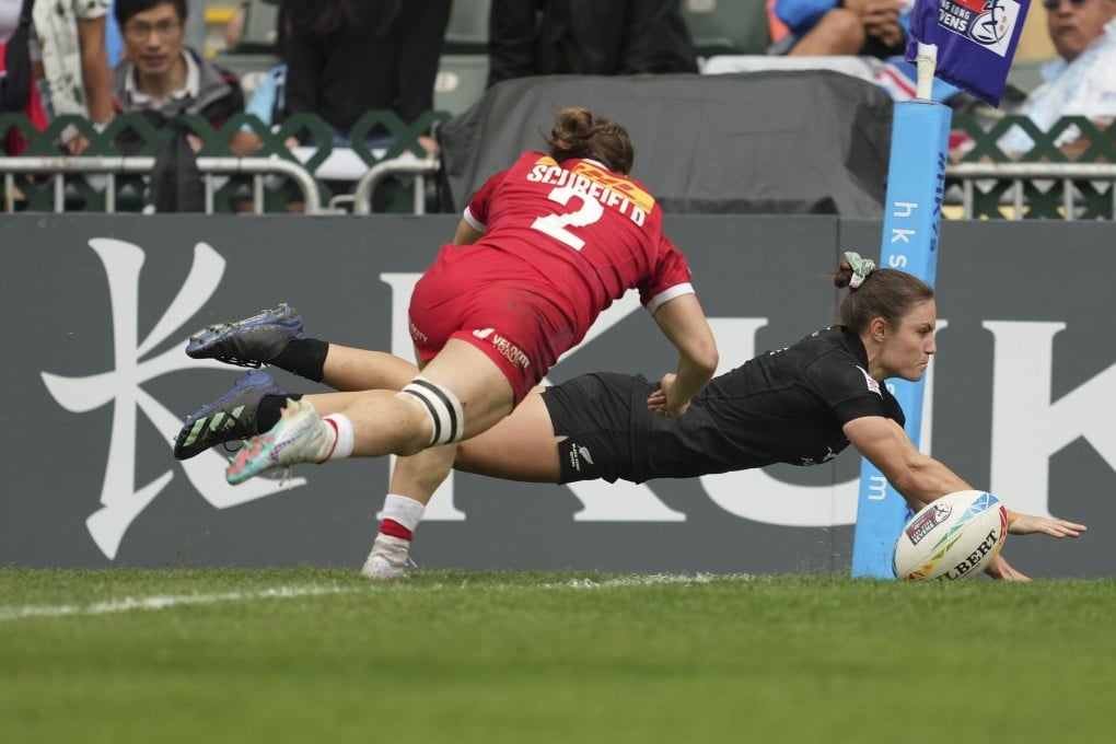 New Zealand’s Michaela Blyde scores a try in her side’s first game against Canada on Saturday. Photo: Sam Tsang