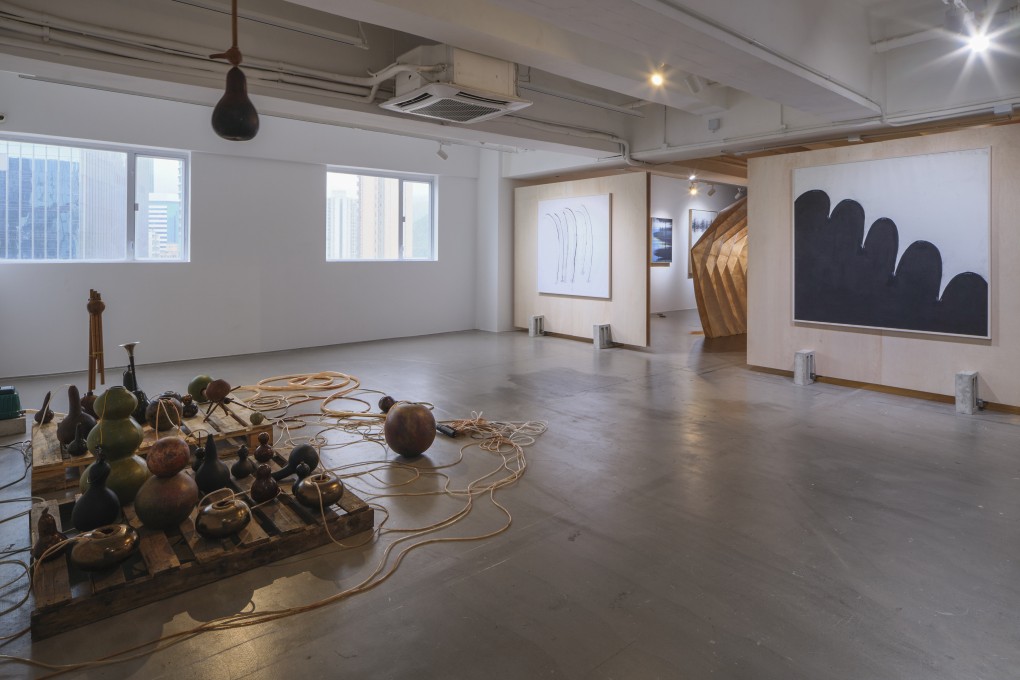 Vietnamese artist Truong Cong Tung’s installation “The state of absence—voices from outside” (left) on show at Hong Kong non-profit art space Para Site. Photo: Para Site/Truong Cong Tung