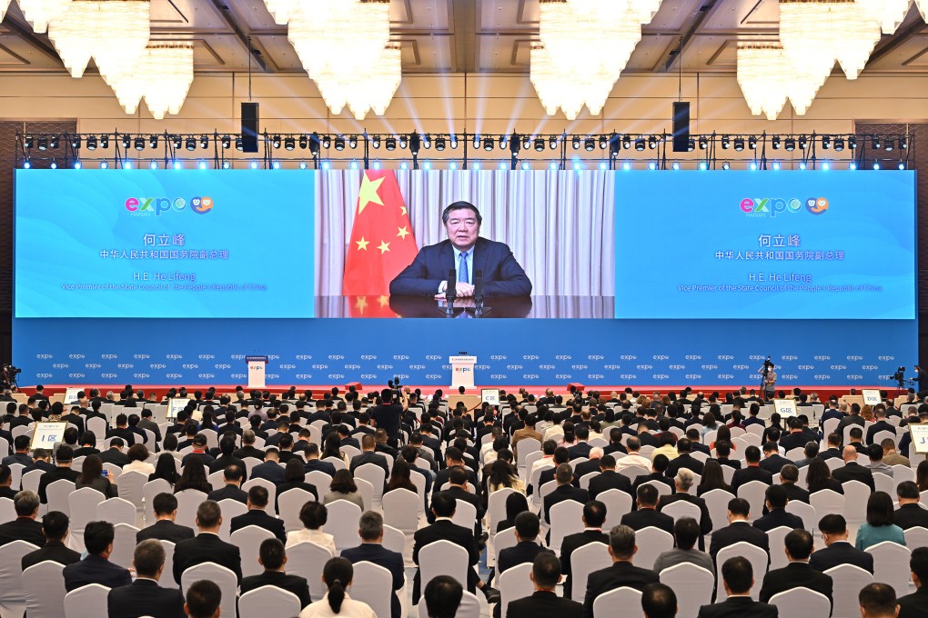 Vice-Premier He Lifeng during the opening ceremony of the third China International Consumer Product Expo in Haikou, Hainan province. Photo: Xinhua