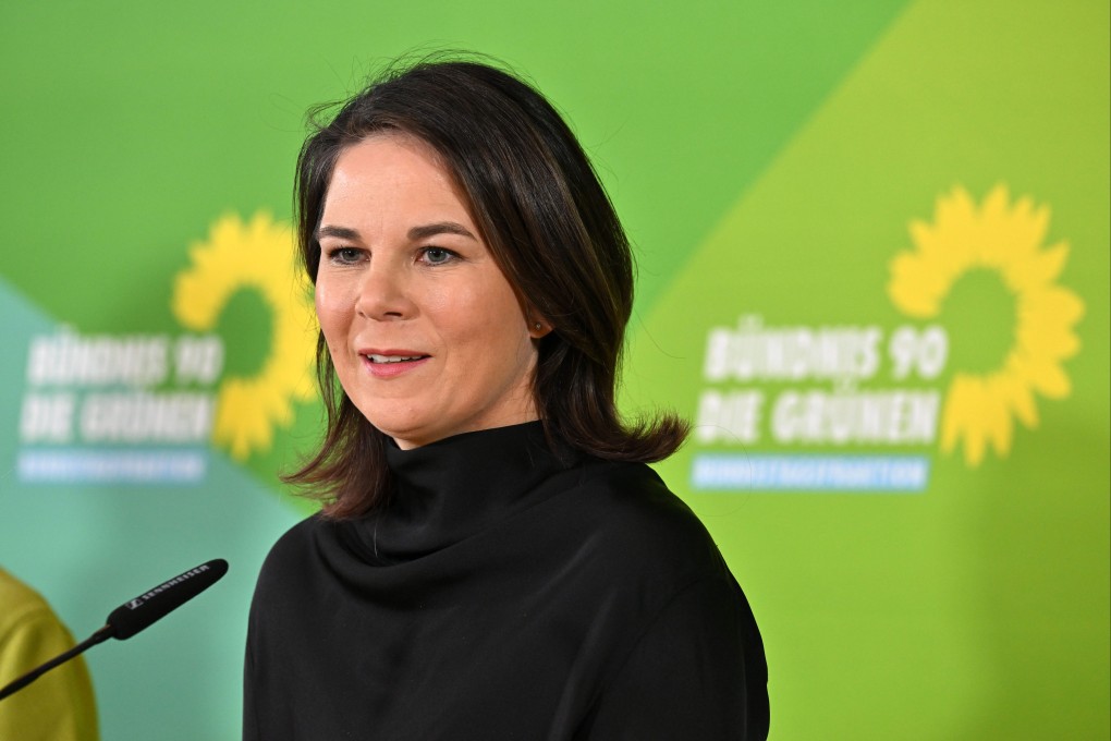 German Foreign Minister Annalena Baerbock makes a statement before the closed meeting of the Bundestag parliamentary group of Greens on March 21, 2023. Photo: dpa