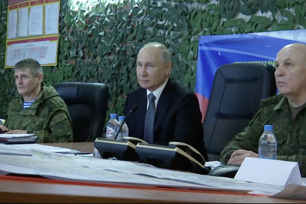 Russian President Vladimir Putin visiting the headquarters of the Dniepr military grouping in the Kherson region of Ukraine. Photo: Kremlin