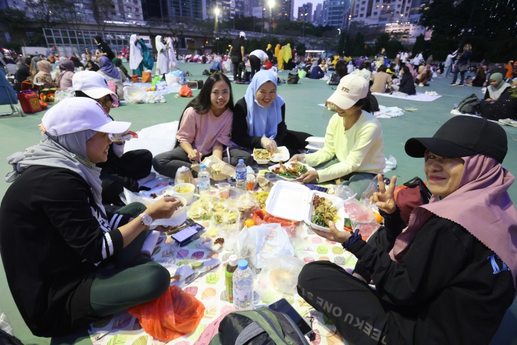 ramadan ends eid al fitr