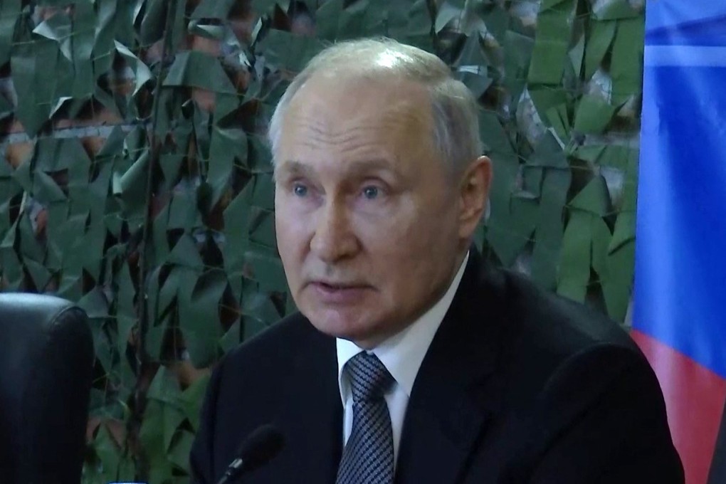 President Vladimir Putin visiting the headquarters of the Dniepr military grouping in the Kherson region of Ukraine. Photo:  Russian Presidential Office via AFP