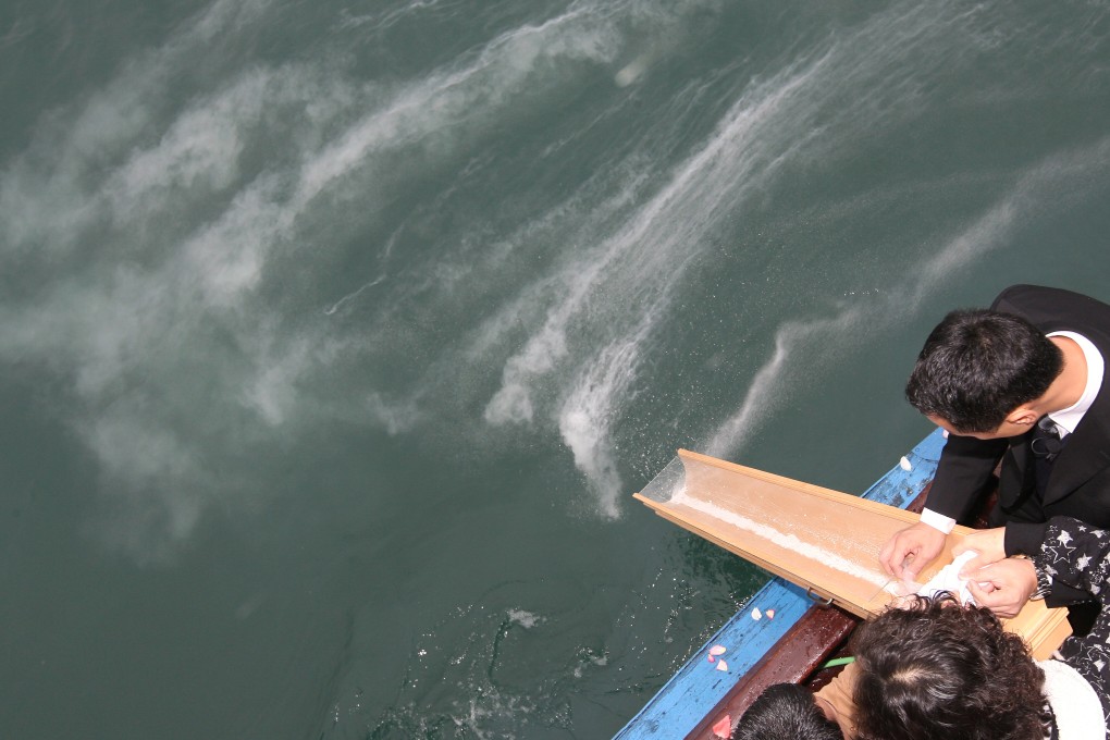 Rest in green peace: Hong Kong set to push for green burials amid rise in  deaths and columbarium crunch, but tradition hard to break | South China  Morning Post