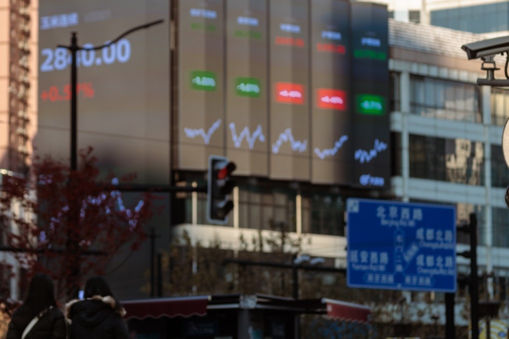 A large screen showing stock exchange data in Shanghai in January 2023.Photo: EPA-EFE