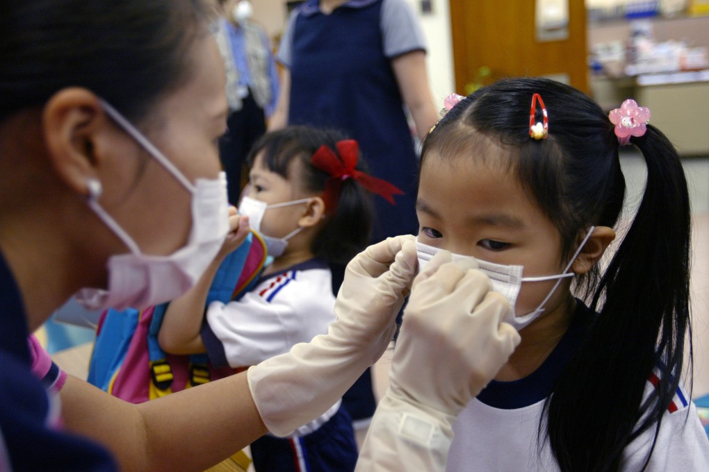 Children did not develop immunity against the pneumococcus bacteria because they wore masks, says a medical expert. Photo: Robert Ng
