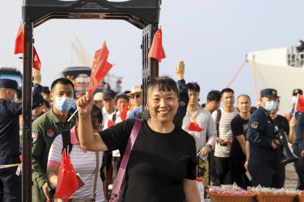 Chinese nationals were evacuated from Sudan with the help of two PLA Navy vessels. Photo: Xinhua