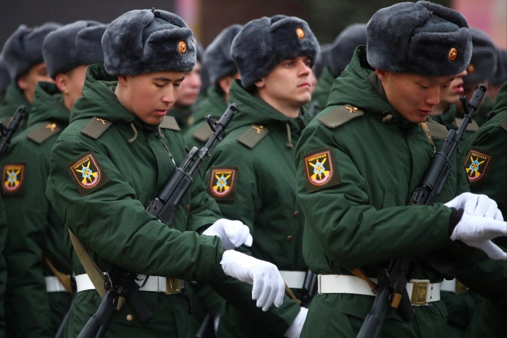 Russian soldiers in Volgograd, Russia on February 2. The Russian army on Sunday replaced its highest-ranking general in charge of logistics. Photo: Reuters