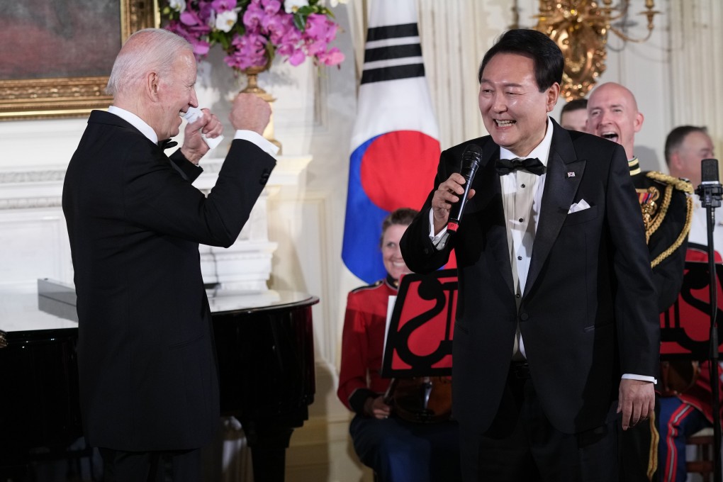 Noraebang diplomacy: South Korean President Yoon Suk-yeol gamely took the mic at the White House state dinner. Photo: AP