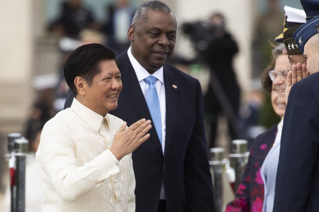 Philippine President Ferdinand Marcos Jnr (left) and US Secretary of Defence Lloyd Austin greet dignitaries at the Pentagon in Virginia on Wednesday. Photo: EPA-EFE