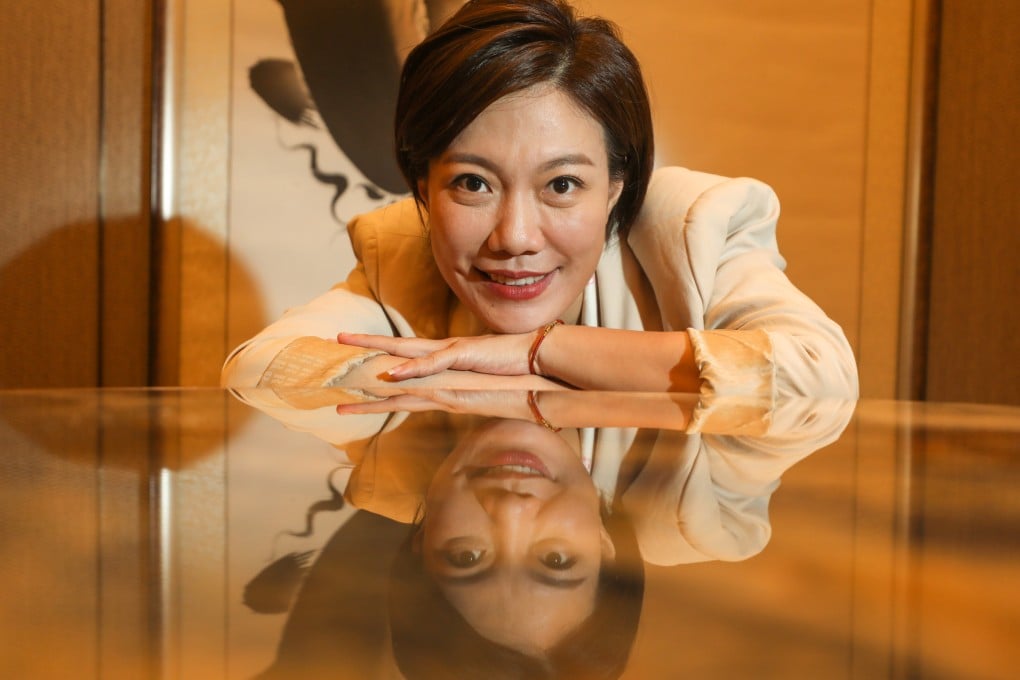 Mong Kok busker-turned-reality television star Stacey Long Ting in Tsim Sha Tsui. Long, 42, proves that it is never too late to follow your dreams. Photo: Xiaomei Chen