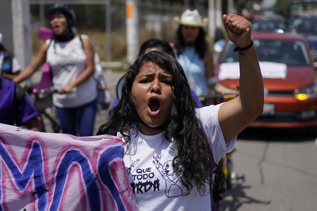 Roxana Ruiz shouts slogans during a march in Chimalhuacan, State of Mexico, in July 2022. Photo: AP