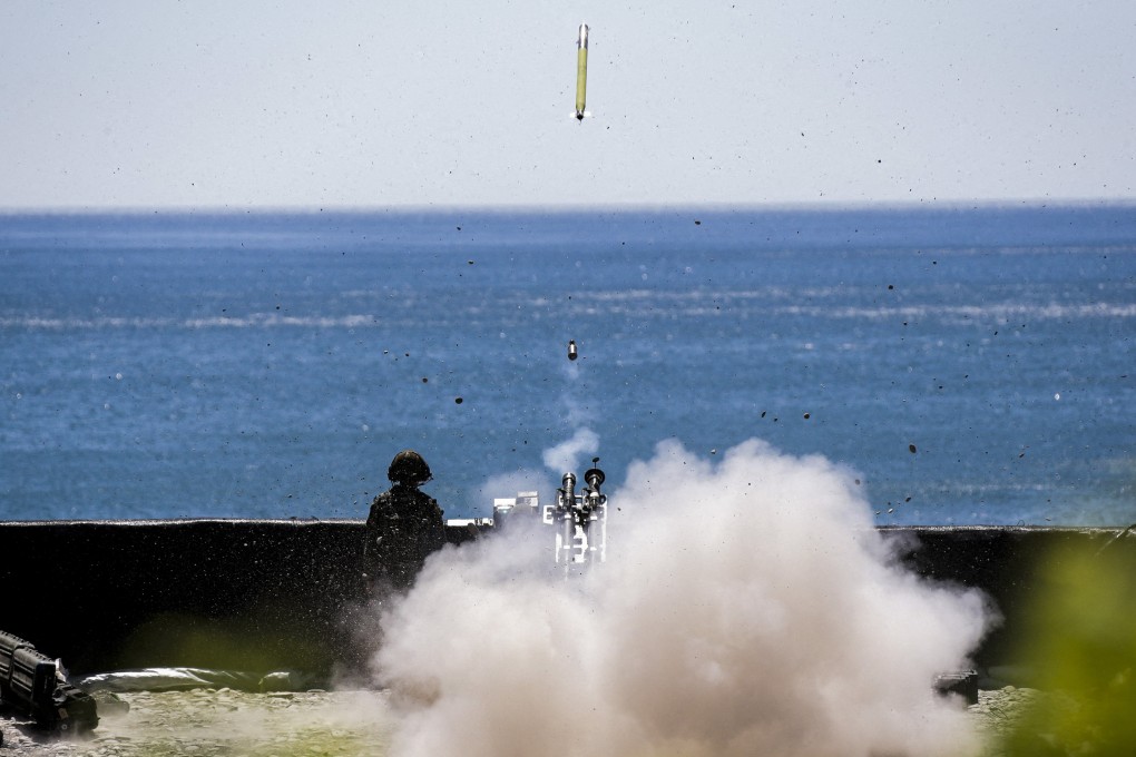 Taiwanese troops fire a Stinger missile during a 2020 training exercise. The island is waiting for futher deliveries. Photo: AFP