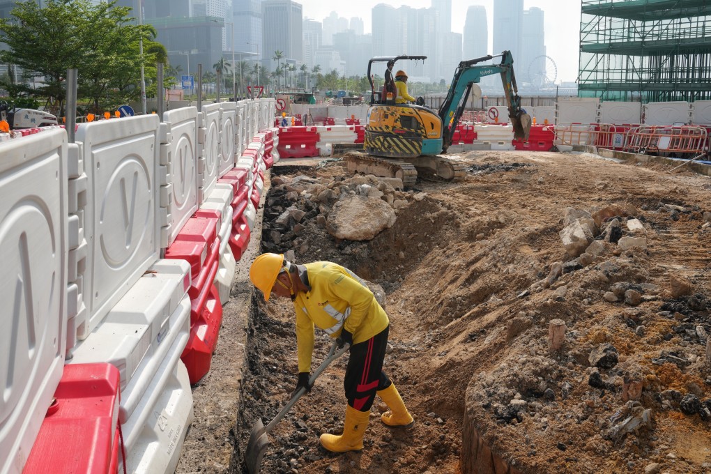 Hong Kong has a new heat-warning system but it is not mandatory for employers. Photo: Elson Li