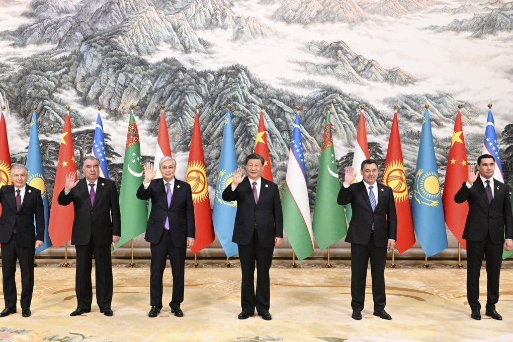 Chinese President Xi Jinping (third from right) underscored the historical and practical links between China and central Asian states during the summit in Xian. Photo: Xinhua