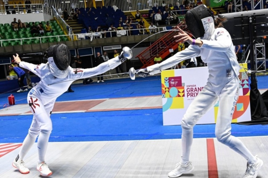 Hong Kong’s Vivian Kong (left) was unable to repeat the previous week’s heroics. Photo: FIE