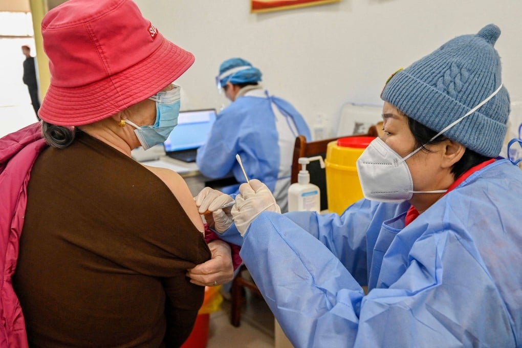 As immunity wanes in China, public health experts are promising new vaccines to better target persistent Omicron subvariants. Photo: AFP