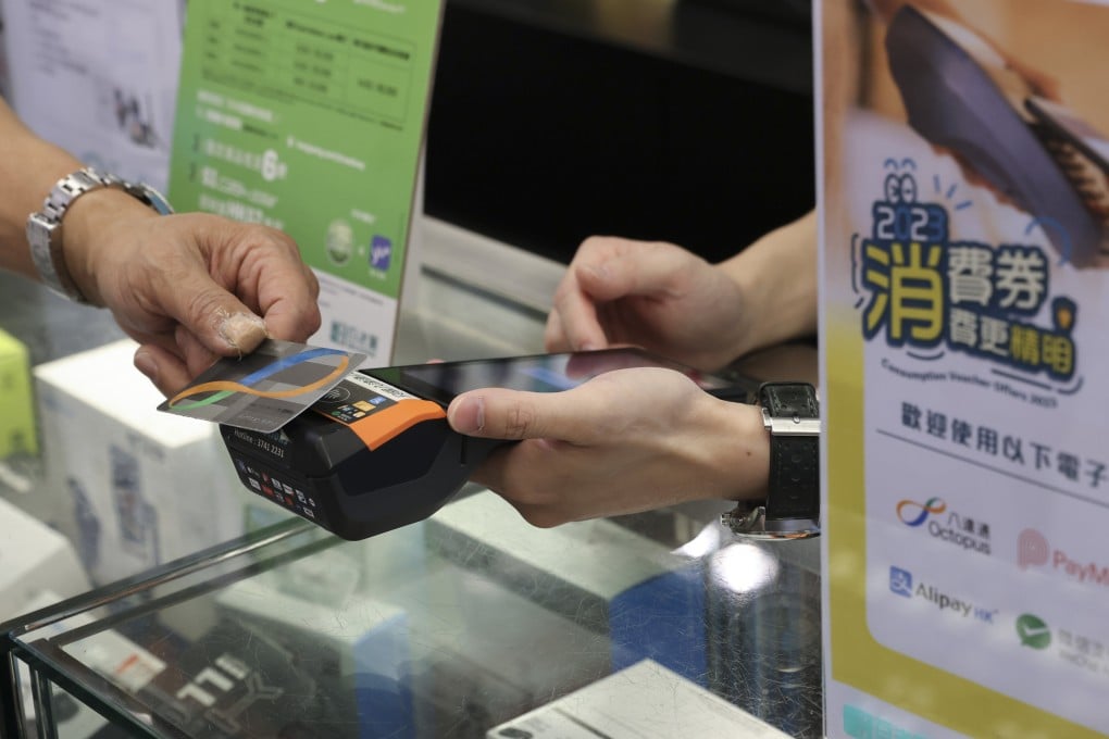 Payment platforms offer sweeteners to attract users ahead of the distribution of consumption vouchers. Photo: May Tse