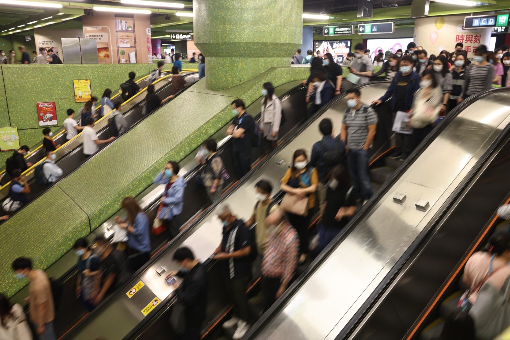 Commuters at the Wan Chai MTR station. Photo: SCMP / K. Y. Cheng