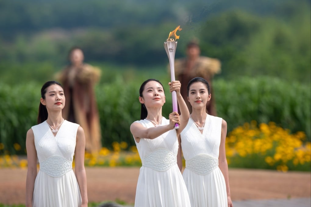 The flame is displayed after being lit for the Hangzhou Asian Games. Photo: EPA-EFE