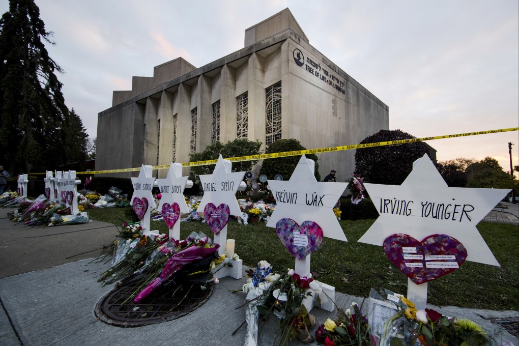 A makeshift memorial stands outside the Tree of Life Synagogue in the aftermath of a deadly shooting in Pittsburgh in October 2018. Photo: AP