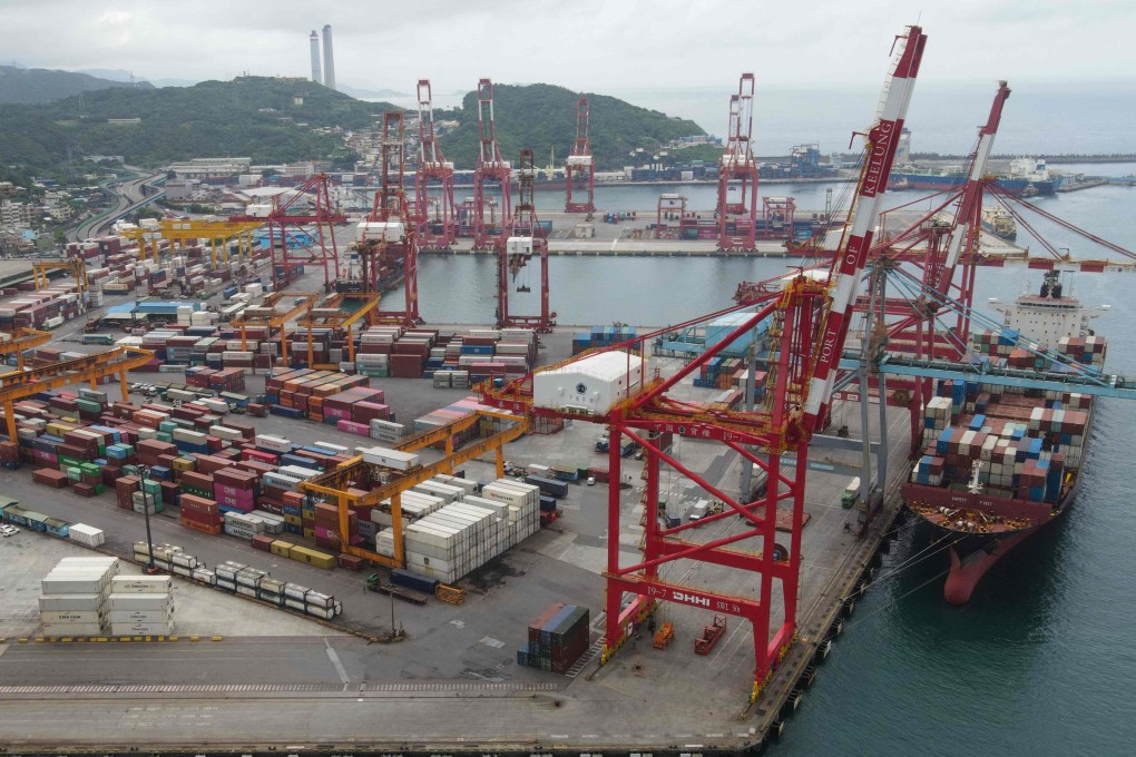 The value of Taiwan’s export orders declined in May by 17.6 per cent, year on year, to US$45.68 billion. Photo: AFP