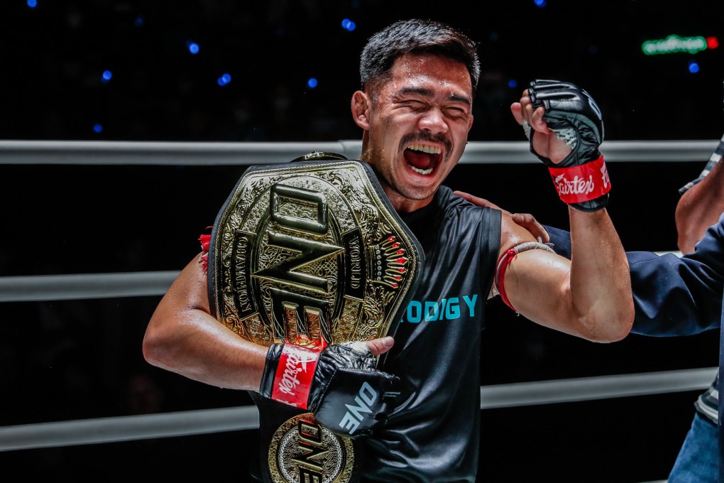 Prajanchai PK Saenchai celebrates winning the interim strawweight Muay Thai title at ONE Friday Fights 22. Photo: ONE Championship