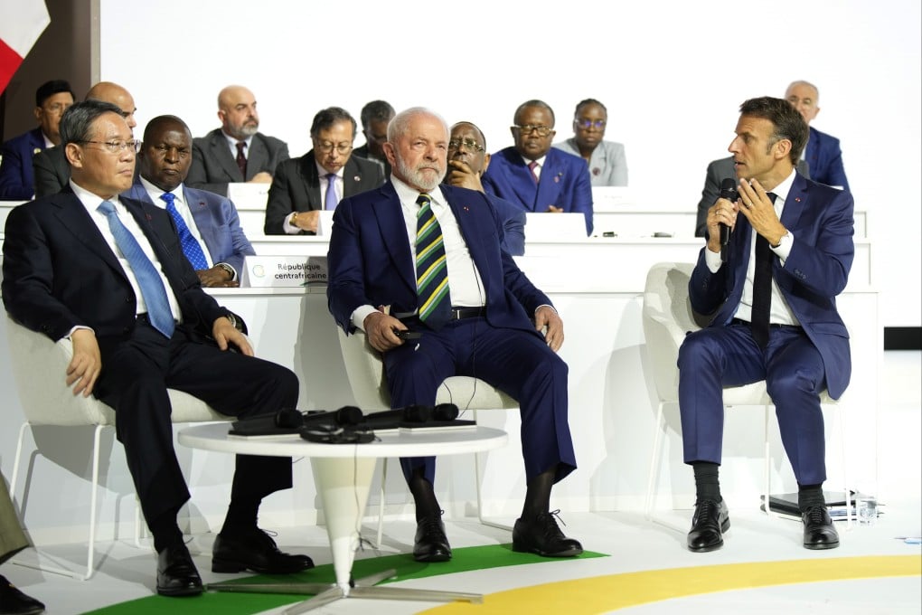 French President Emmanuel Macron (right) speaks while China’s Premier Li Qiang (left) and Brazilian President Luiz Inacio Lula Da Silva listen during the closing session of the Summit for a New Global Financing Pact, in Paris, on June 23. Photo: AP