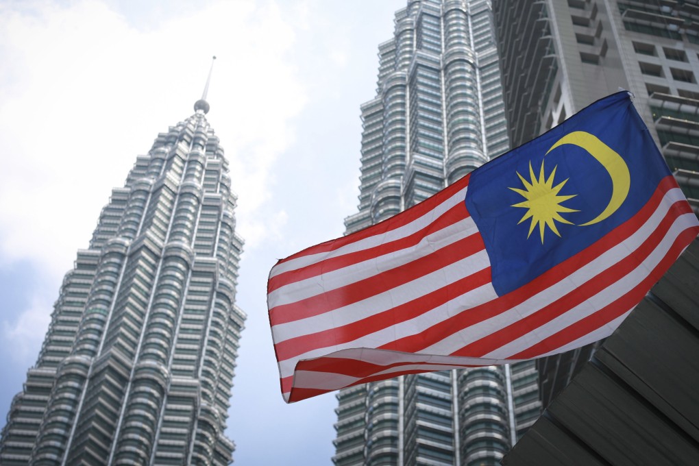 Malaysia’s central bank will intervene in the foreign exchange market to stabilise the ringgit currency. Photo: AP