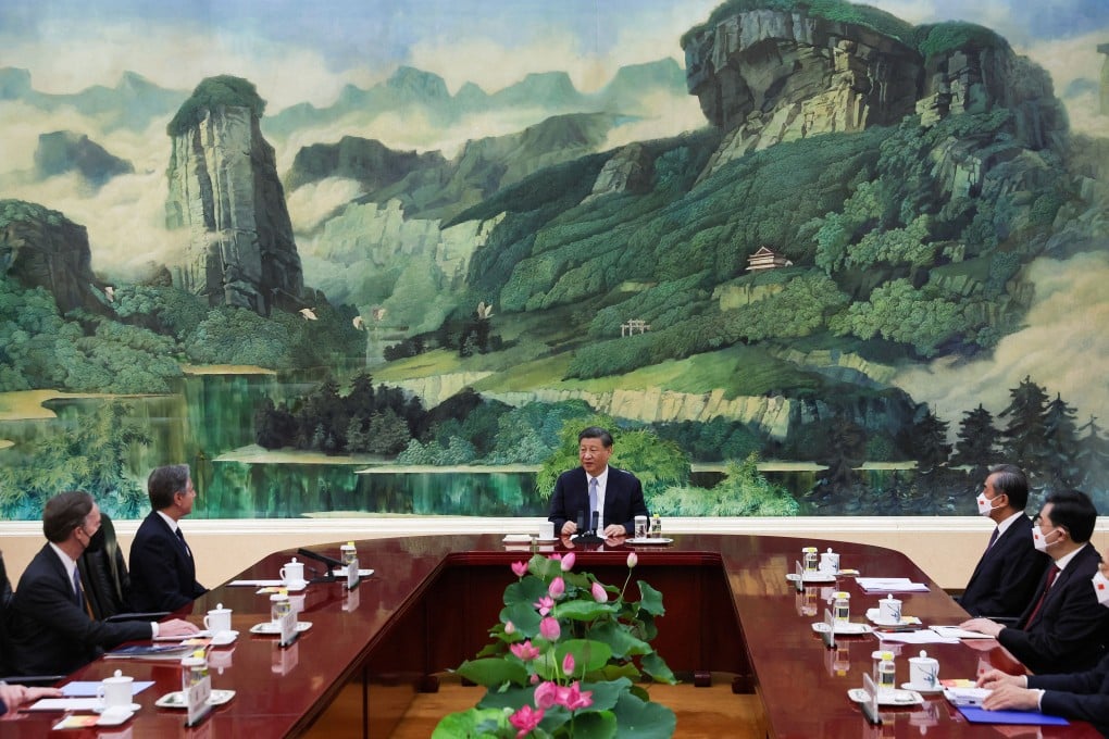 The mural behind Chinese President Xi Jinping, during hs meeting with US Secretary of State Antony Blinken in the Great Hall of the People in Beijing on June 19, portrays emerald hills and clear waters in Fujian, a province famous as a hub for international trade and exchange. Photo: TNS