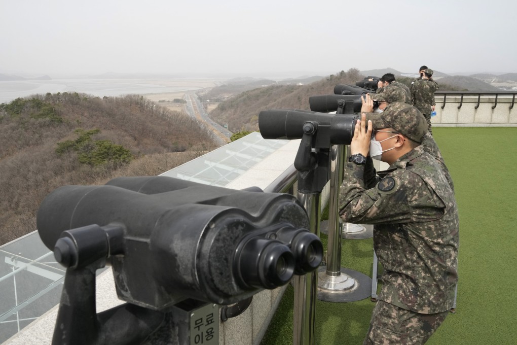 South Korean soldiers watch the North Korean side from the Unification Observation Post in Paju, South Korea in March 2023. Photo: AP