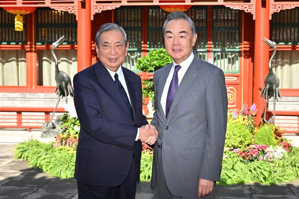 China’s top diplomat Wang Yi (right) meets Yohei Kono, head of the Japanese Association for the Promotion of International Trade, in Beijing on Thursday. Photo: Xinhua