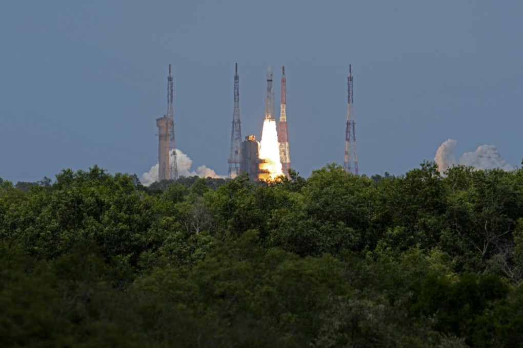 Indian spacecraft Chandrayaan-3 blasts off from the Satish Dhawan Space Centre in Sriharikota, India on July 14. Photo: AP
